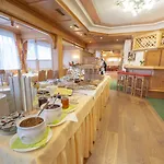 Hotel Engel 3*