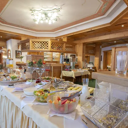 Engel Hotel 3*