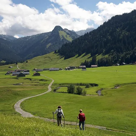 Engel 3* Alberschwende